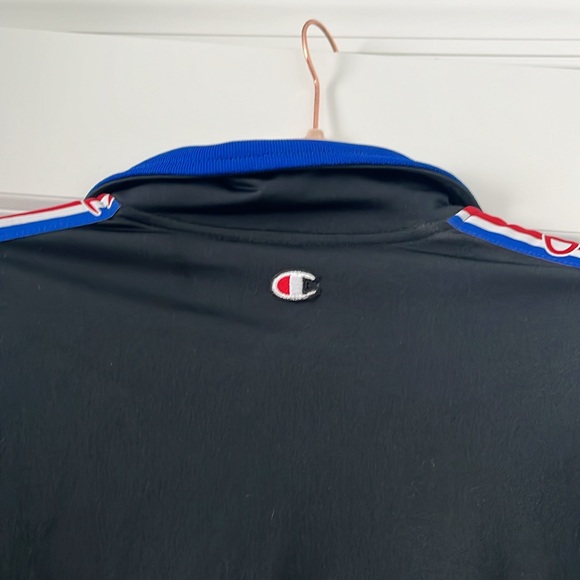 Champion zip up jacket - Picture 7 of 7